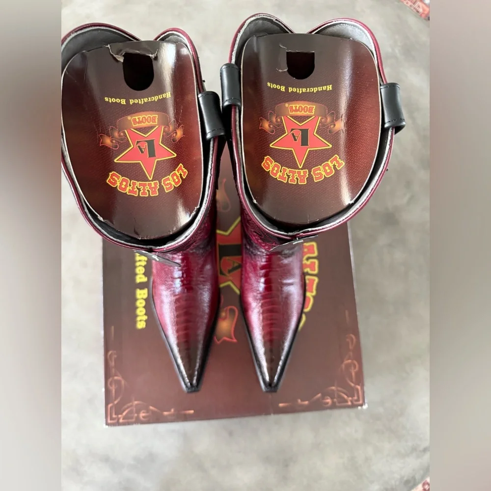 NWT/NIB Men's Leather Cowboy Boots size 9.5 wide. - Picture 7 of 13